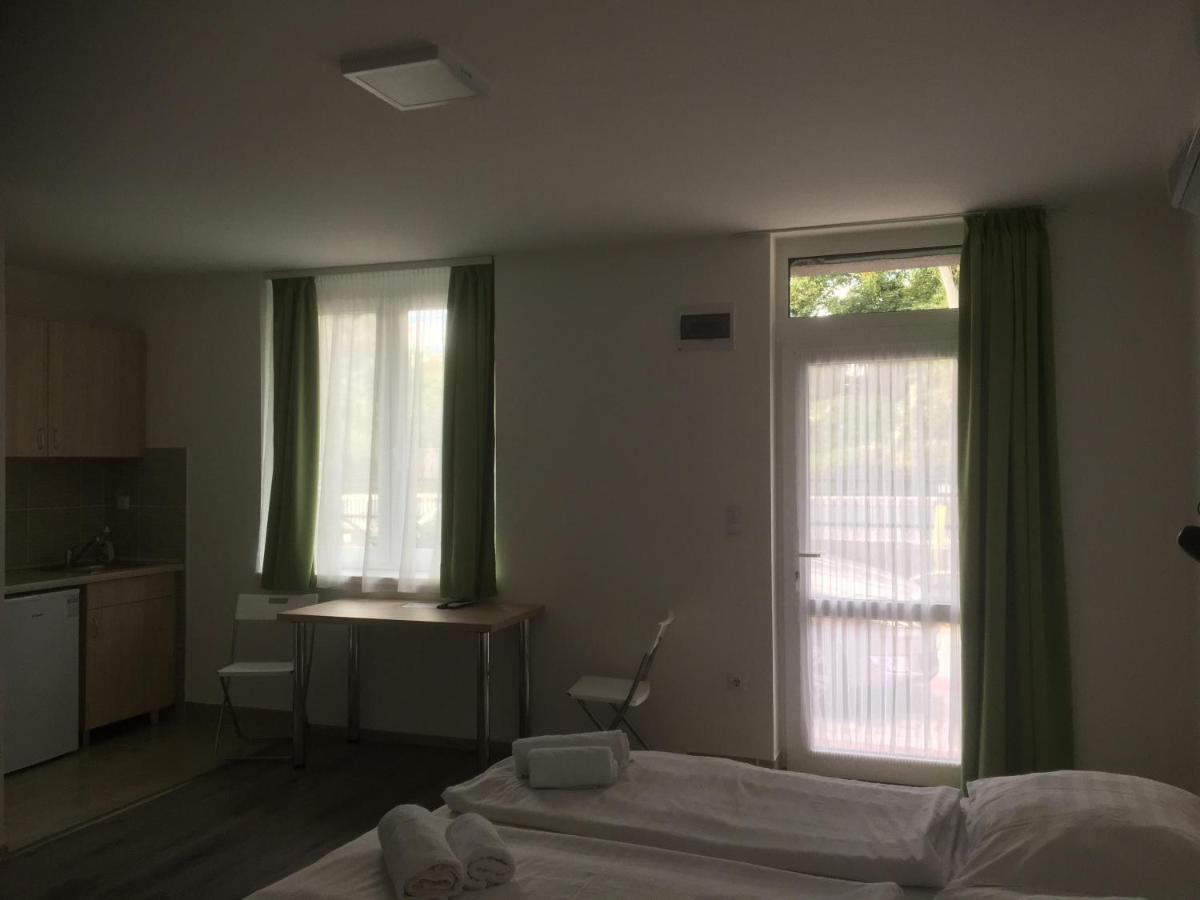 Apartmanhotel Baraton*** Balatonfüred Εξωτερικό φωτογραφία